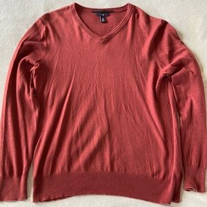Muted Red M Gap V-Neck Sweater